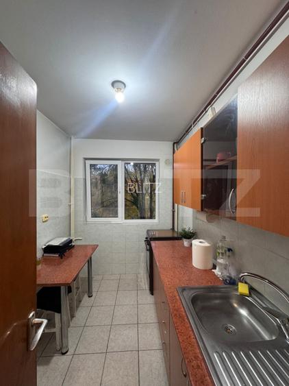 Apartament de 3 camere, 70 de mp, zona Alexandru Obregia  - 4