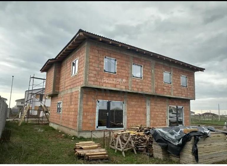 Duplex langa centura -  spatii generoase- zona f buna - 5