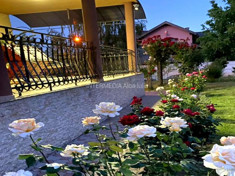 Casa D+P+1 Garaj dublu 2 Terase 925 mp Teren CETATE Kaufland Finisata Mobilata - 2