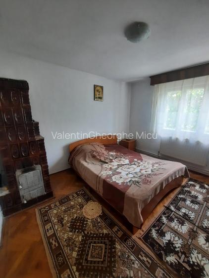 Casa de vanzare  in zona linistita. - 4