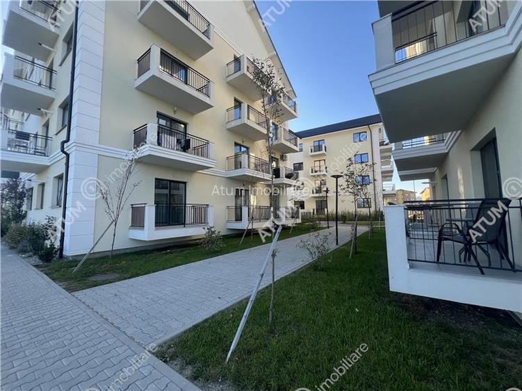 Apartament de 3 camere cu 2 bai si terasa etaj 2 zona Brana - 4