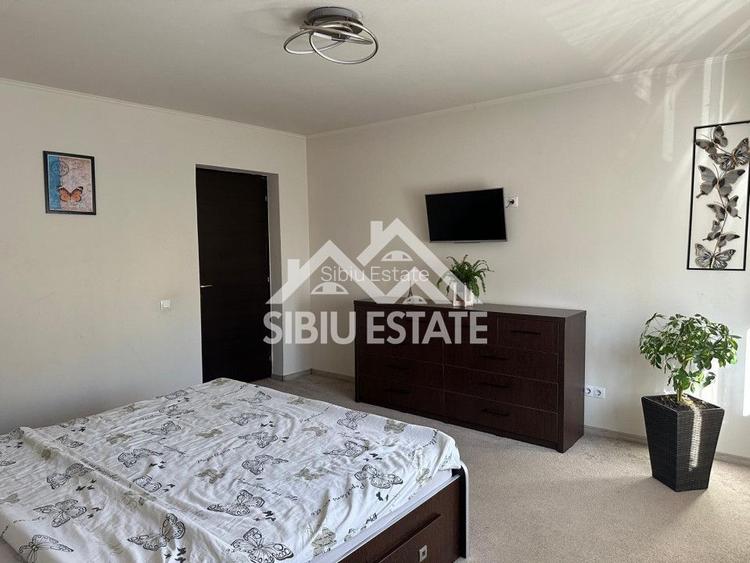 Casa tip duplex 5 camere 350 mp teren terasa cu zona gratar si pivnita - 15