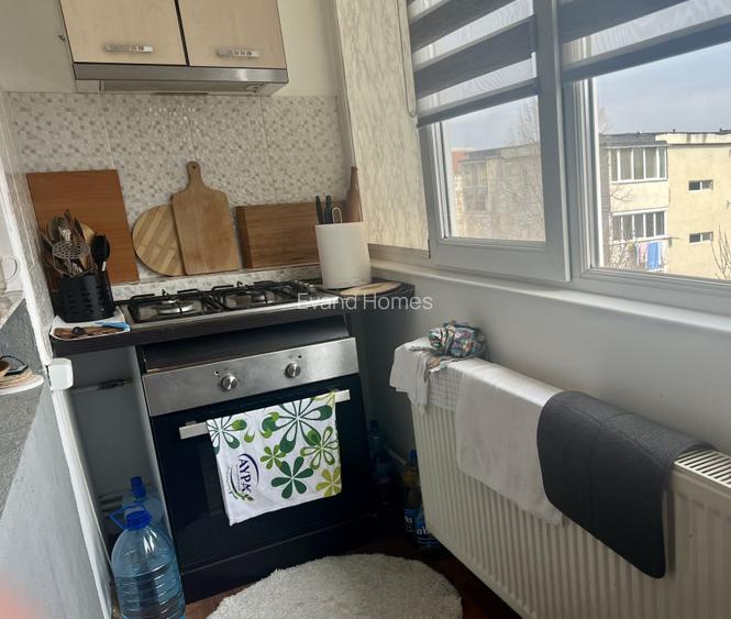 Apartament cu 3 camere, mobilat si utilat - zona Sagului - 8