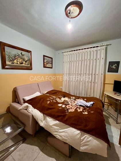 Casă Centru  Demisol+Parter + Spațiu Comercia l –Tomis Mall  414000  euro - 23