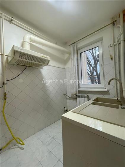 Apartament 4 camere de vanzare zona Alunisului -Tulcea - 6