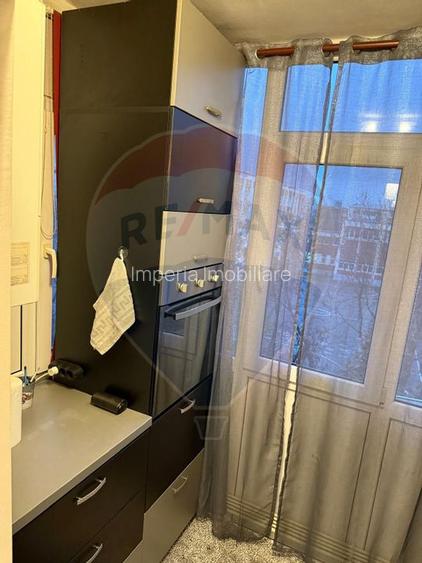Apartament cu 2 camere de închiriat în zona Rovine - 6