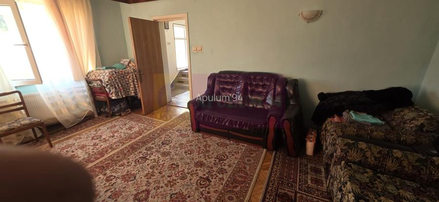 Casa de vanzare cu 6 camere in Busteni - 9