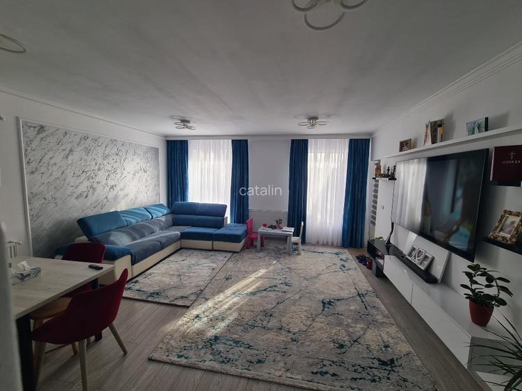 Proprietar vand duplex 4 camere chisoda  - 2