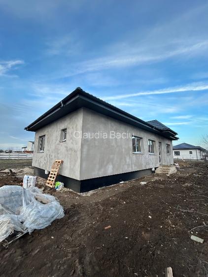 Casa de vanzare -Tunari - 10