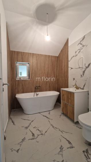 Proprietar Duplex P+M Cochet intrare Remetea - 159.900 Eur - 4