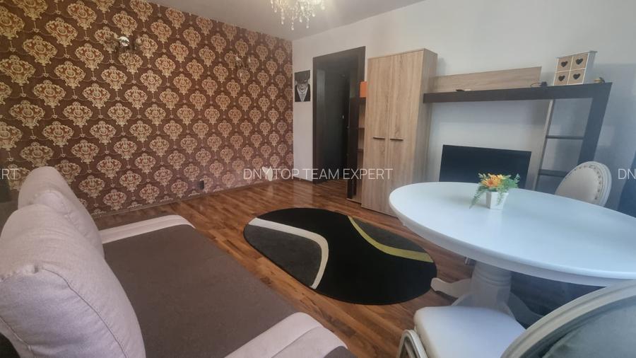 Apartament cu 3 cam - Str Resita - 25