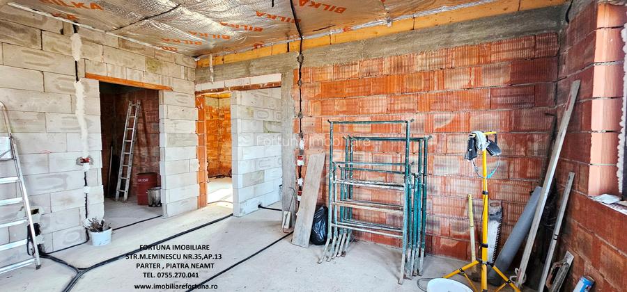 Casa la rosu si teren 615 mp, intr-un cartier de vile, Dumbrava Rosie - 4