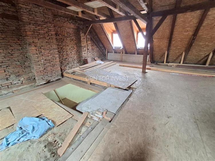 Apartament 4 camere la casa Cisnadie - 9