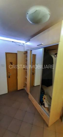 Apartament 3 camere de vanzare, parcare, boxa, bloc reabilitat-13 Septembrie - 4