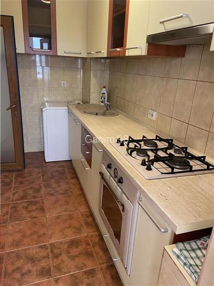 Garsoniera moderna de vanzare in Focsani ,zona ultracentrala , 43 mp, mobilata s - 4