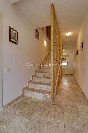 Vilă individuală- P+1+M | 19 camere | 400 mp utili/ 8 parcari - 9