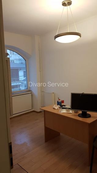 Inchiriere vila etajele 1+2+M Cotroceni metrou spital Eroilor imobil 2002 - 11