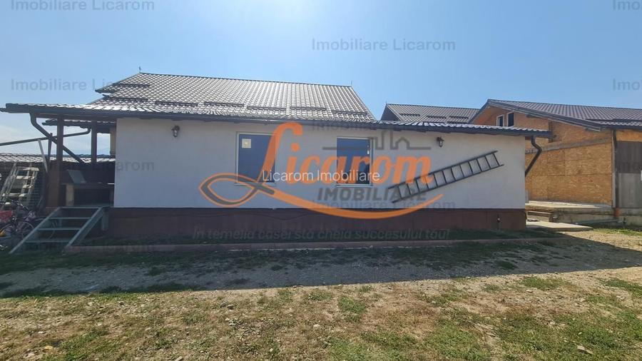 Proprietate in Cristian cu trei constructii+o fundatie,450000euro - 6