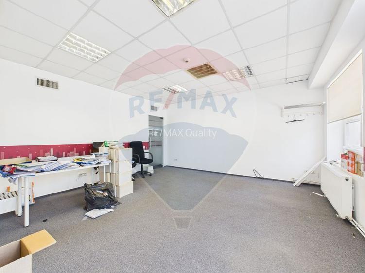 Zona Vitan - Spațiu de birouri suprafata 183 mp - 13