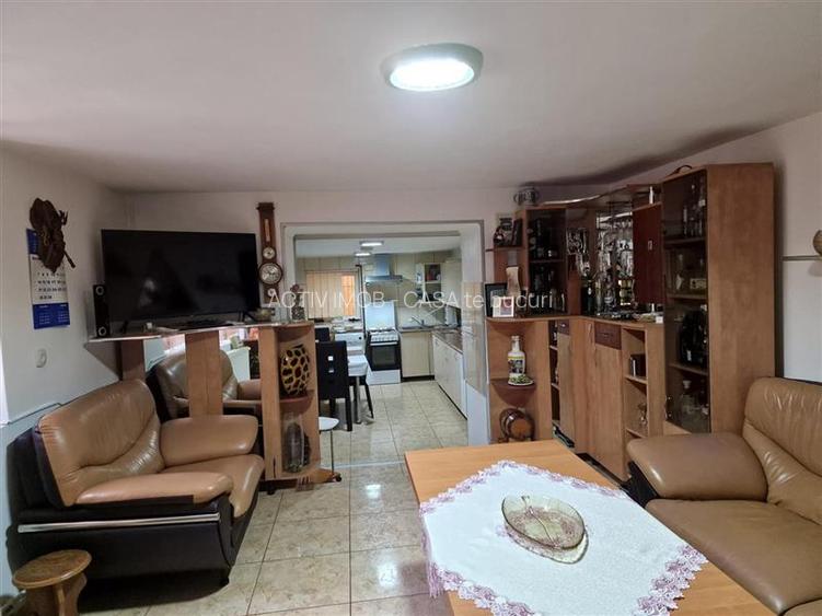 Resita,Casa DUPLEX Central ,P+1+Ms.2 Garaje Comision ZERO Cumparator - 3