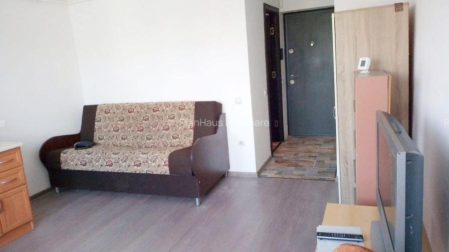 Garsonieră mobilată și utilată, str. Nucului  - 2