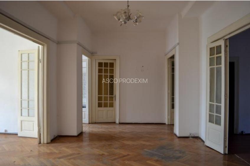 Imobil vanzare Hristo Botev pretabil hotel - 4