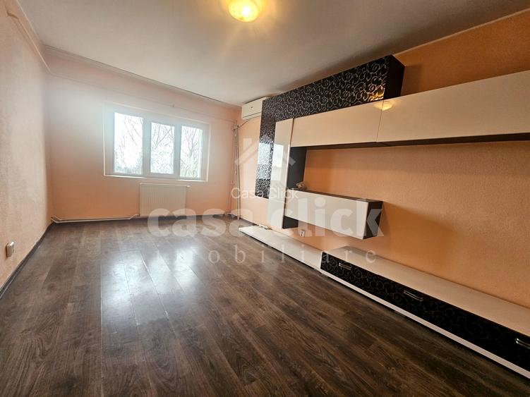 Apartament 3 camere, Micro 16 – ideal renovare - 2