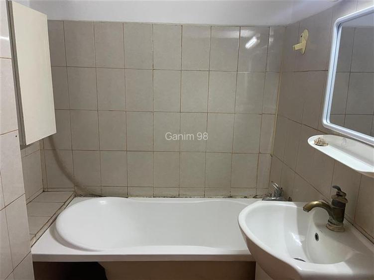 Garsoniera moderna de vanzare in Focsani ,zona ultracentrala , 43 mp, mobilata s - 9