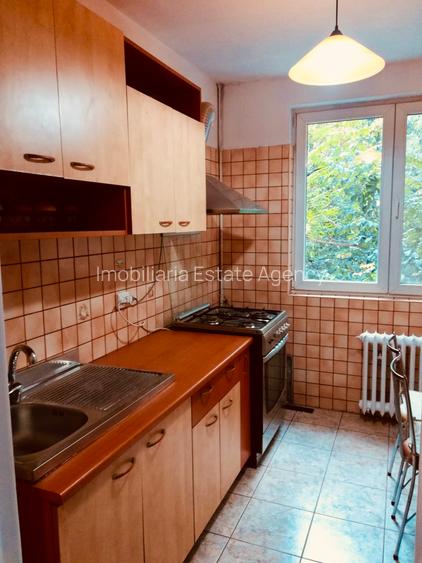Apartament 2 camere Basarabia, 4 minute de metrou, mobilat si utilat complet - 7