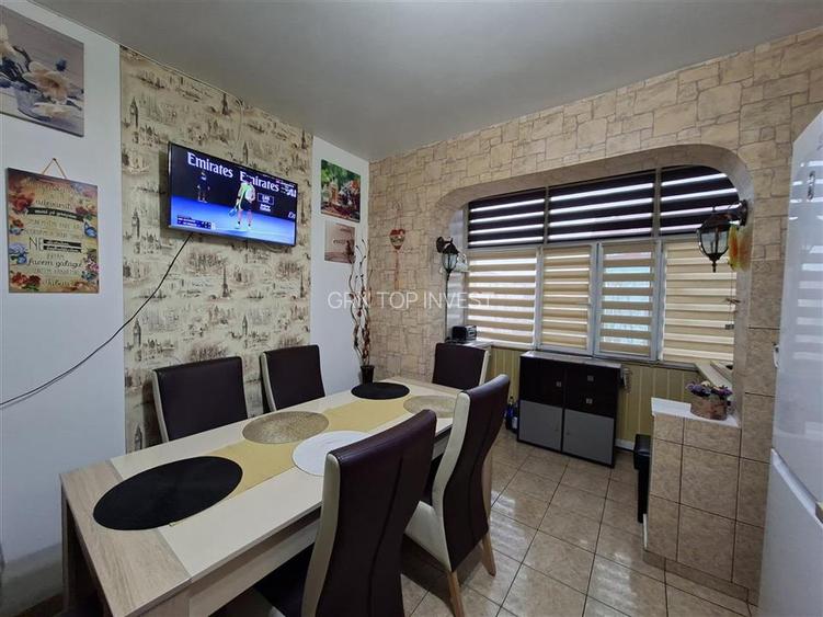 Apartament modern 3 camere balcon zona Semaforului - 9
