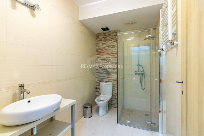 Clădire investițională: policlinică, senior living & catering-Giulesti - 18