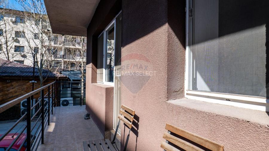 Dobroesti - vanzare apartament 3 camere, strada Marului - 26