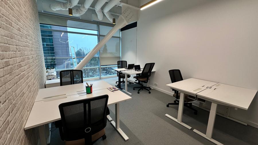 Birou privat premium (până 6 persoane, cu lumină naturală, la Supertree Pipera) - 3