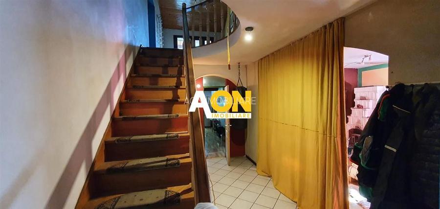 Casa cu 5 camere, 1500 mp teren, Centru. Pretabila pentru muncitori - 4