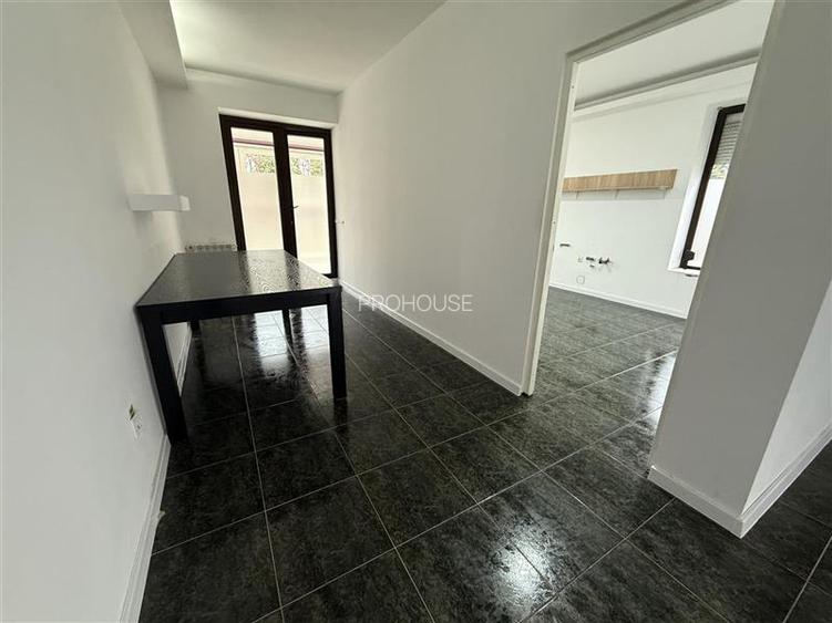 Vila de inchiriat - Ultracentral, Spatiu versatil pentru locuinta, birouri sau a - 8