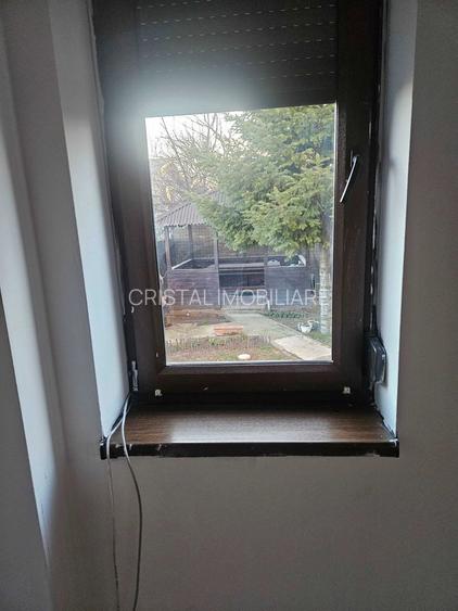 Apartament 3 camere Ghencea, curte cu foișor, parter - 7
