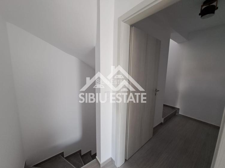 Casa la pret de apartament, 5 camere Sibiu Calea Cisnadiei - 13
