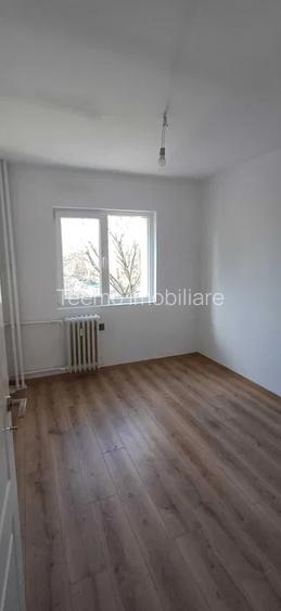 Apartament 3 camere, 49 mp, semidecomandat, Aparatorii Patriei  - 2