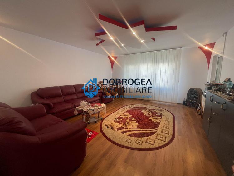 Vila in inima orasului, ideala pentru locuit sau birouri/ clinica - 16