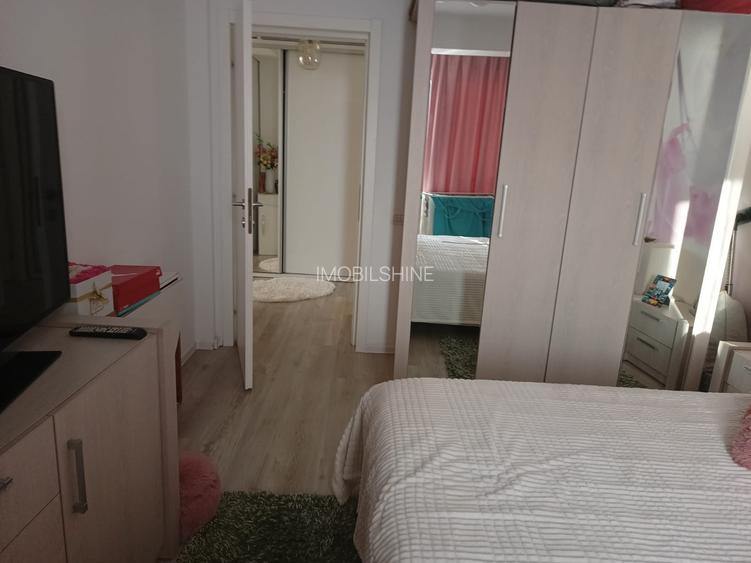 Ofer spre închiriere apartament lux 4 camere în stațiunea Mamaia - 9