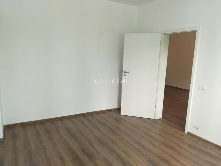 Birou de inchiriat in vila - 4