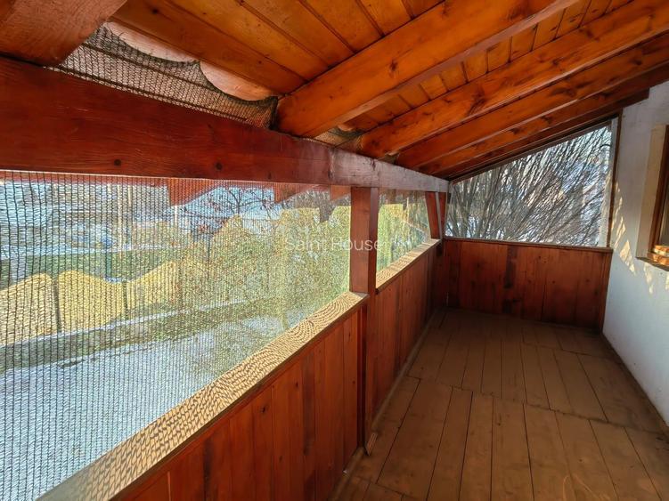 Vila cu 6 camere + 2 case + bazin inot+ 5.934 mp teren  com. Chichis - 12