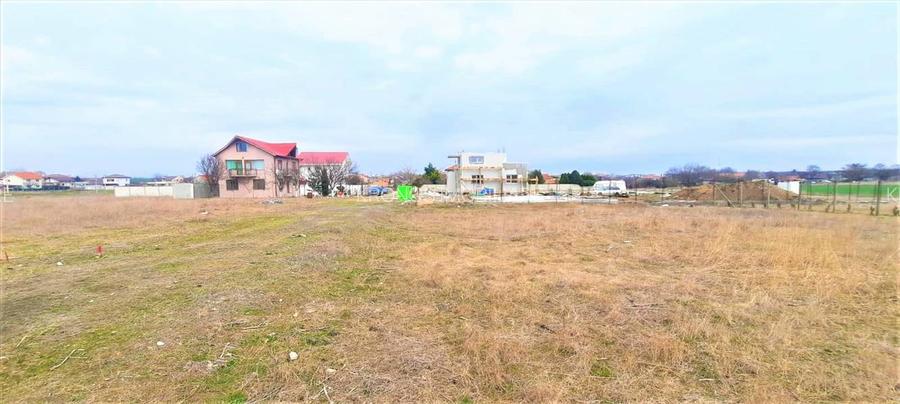 TEREN INTRAVILAN CONSTRUIBIL 469 MP. LANGA CASE ZONA IN DEZVOLTARE PRET 17.500 E - 11