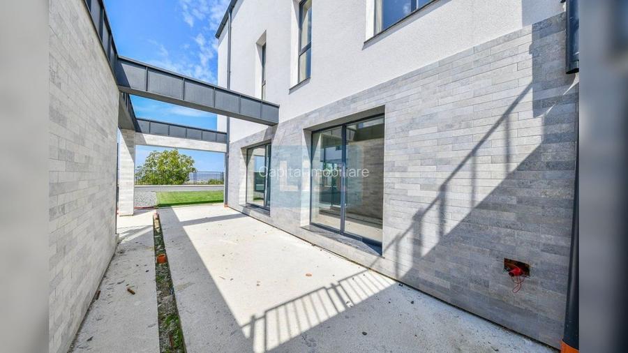 COMISION 0! Casa individuala 220 mp, Teren 400 mp, Zona Aroma - 3