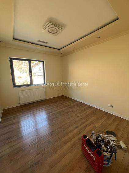 Casa de Lux,Zona Valea Ghinzii,10 ari teren - 12