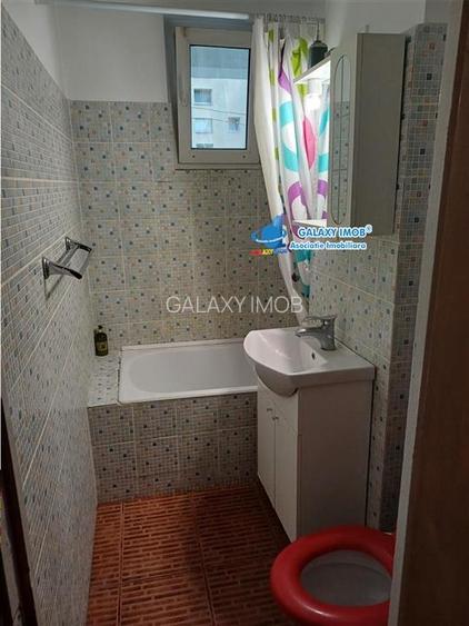 Inchiriere garsoniera bloc mixt ,2 min  Dristor  metrou - 9