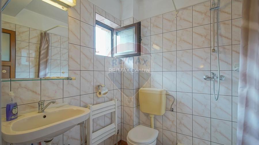 Comision 0 %! Pensiune cu 12 camere de vânzare, str. De Mijloc! - 14