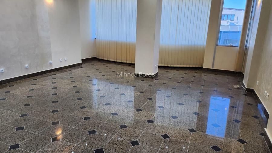 Propietar inchiriez cladire birouri ideala Scoala ,centru ingrijire ,evenimente  - 15