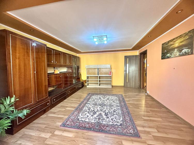 Sagului-Turist, Etaj intermediar, 2 bai - 5