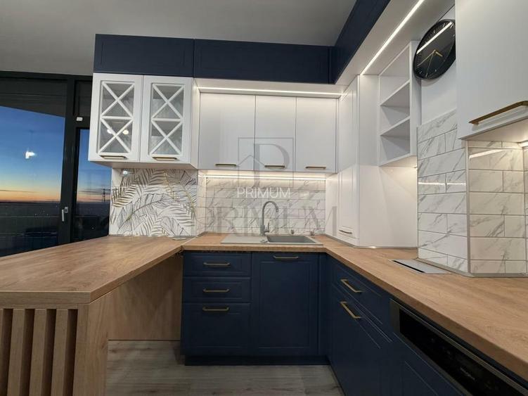 TORONTAL - ETAJ 7 -  XCITY TOWER - 3 CAMERE - 2 BAI - 2 TERASE - LOC PARCARE SUB - 5